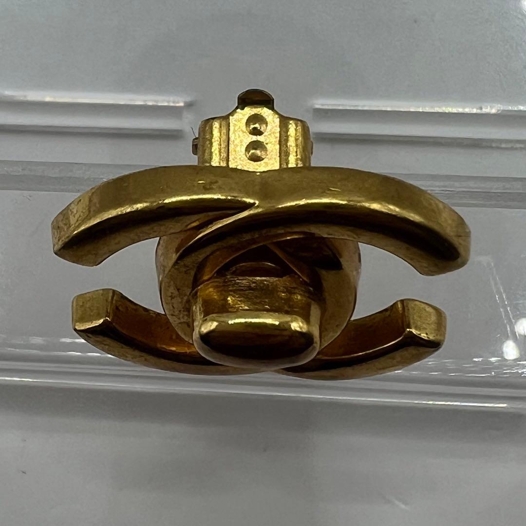 【極美品】シャネル イヤリング ターンロック ココマーク ゴールド金具 — image 5