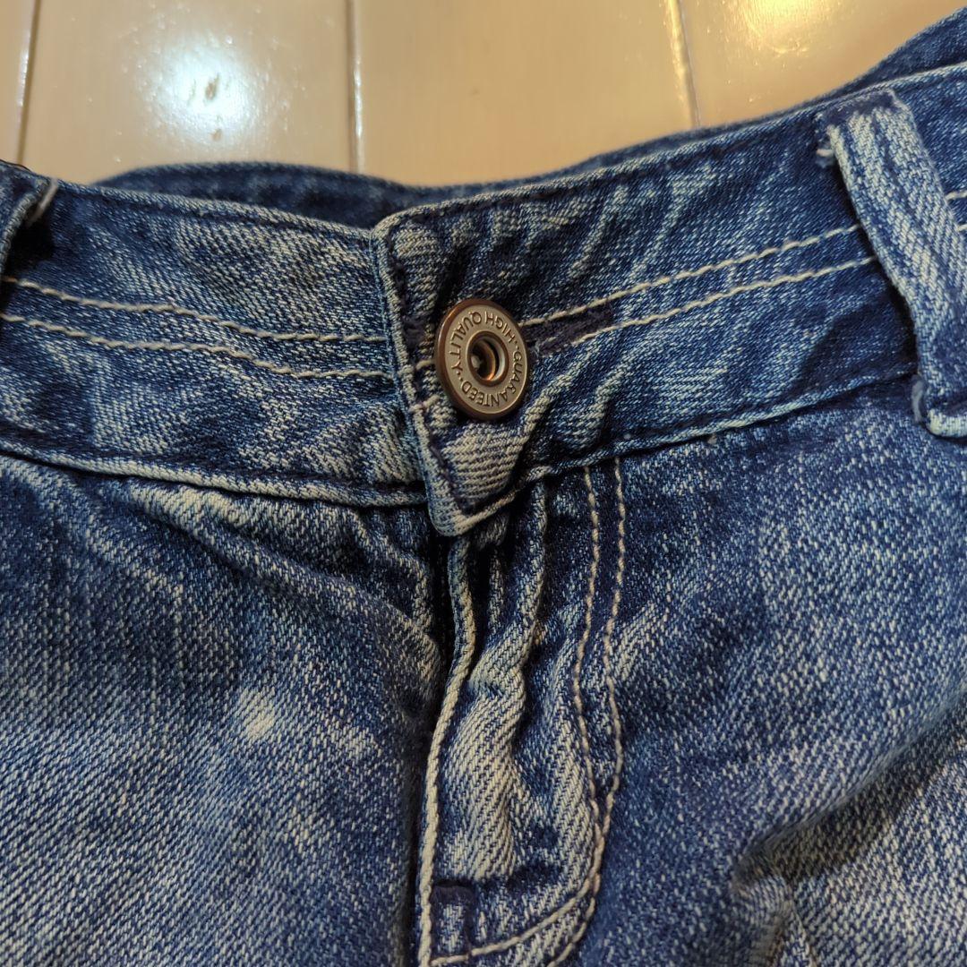 デニムブルー ショートパンツ ダメージ加工 — image 3