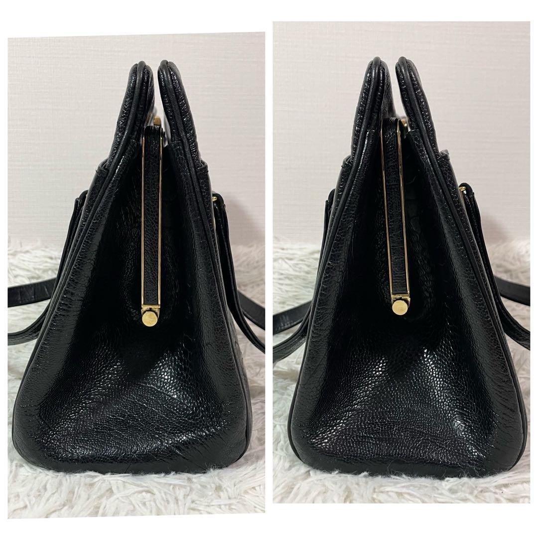 【美品 オーストレッグ】ハンドバック 本革　がま口　ゴールド金具　ブラック — image 4
