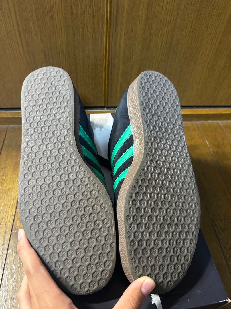 【美品】【27.5】adidas GAZELLE ブラック グリーン スニーカー — image 3
