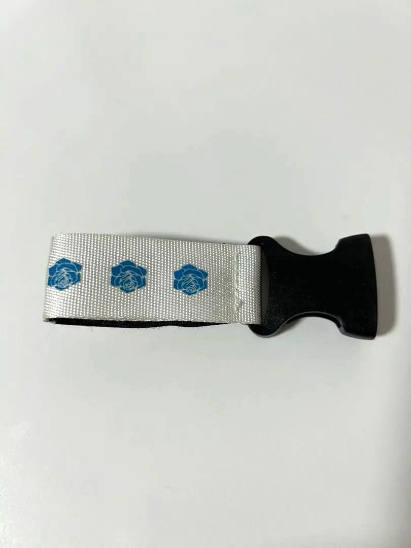 Ado ロゴ入り ストラップ キーホルダー — image 2