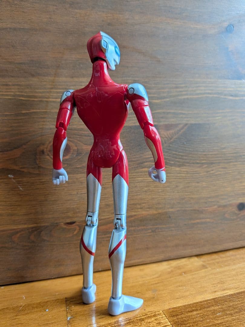 細ウルトラマン — image 2
