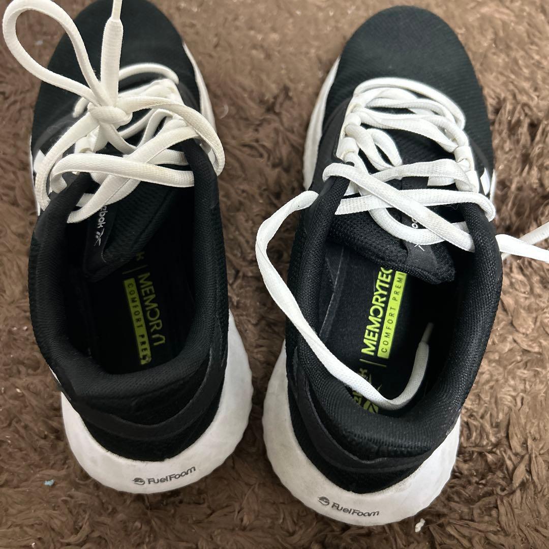 Reebok スニーカー ブラック ホワイト — image 4