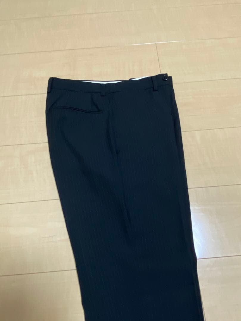 最終値下げ！タカキュー　メンズ　 黒ストライプ柄スラックス　Sウール混 — image 4