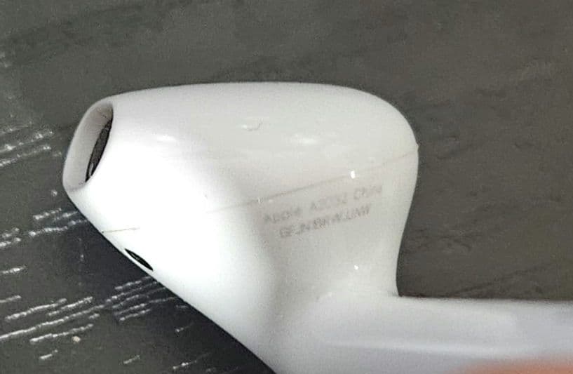 Apple AirPods2 A2032 右耳 本体のみ — image 3