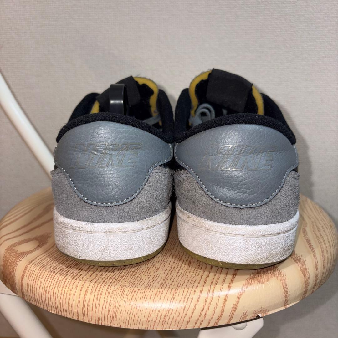 NIKE SB 27.5cm FC CLASSIC スニーカー — image 5
