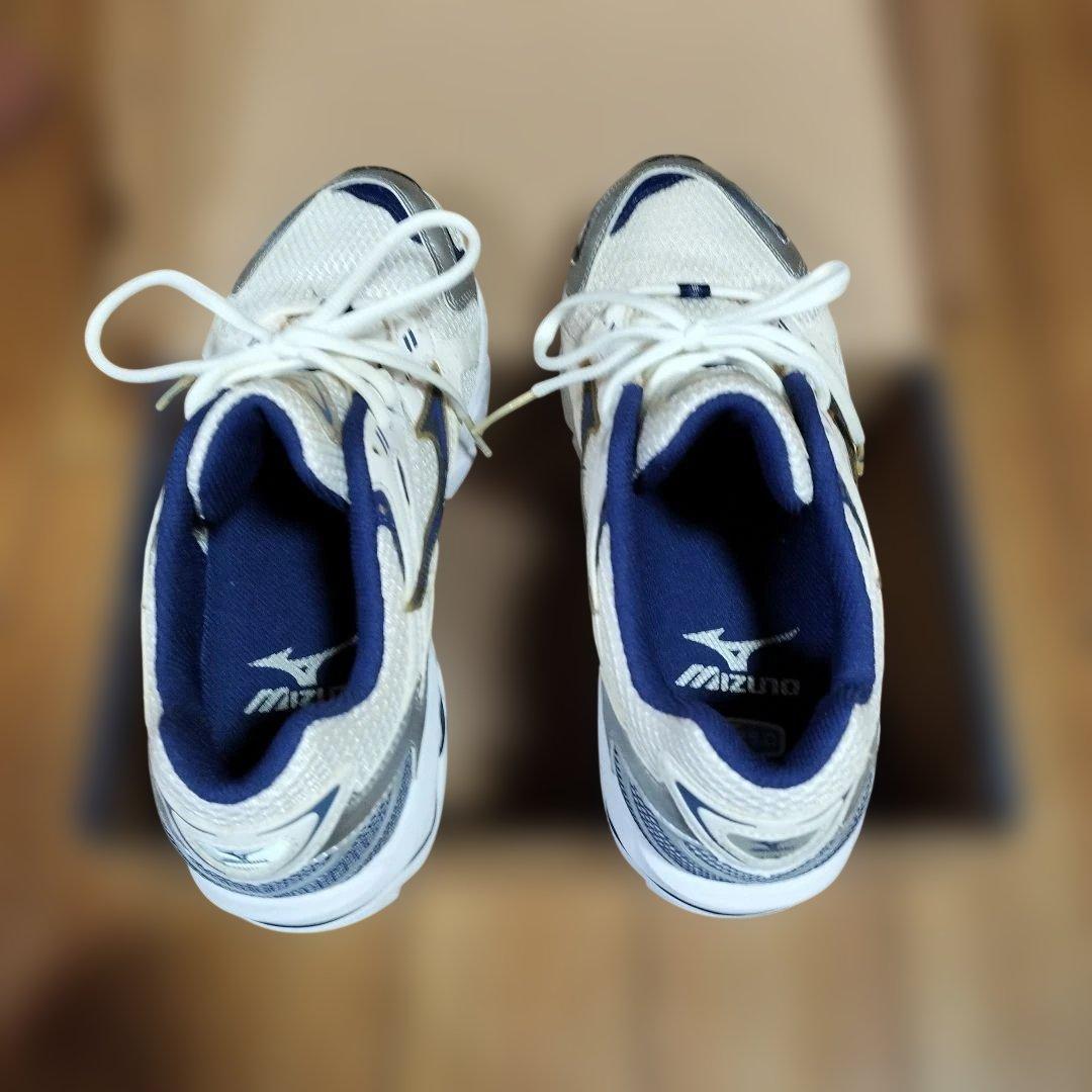 MIZUNO スニーカー ホワイト ネイビー — image 2
