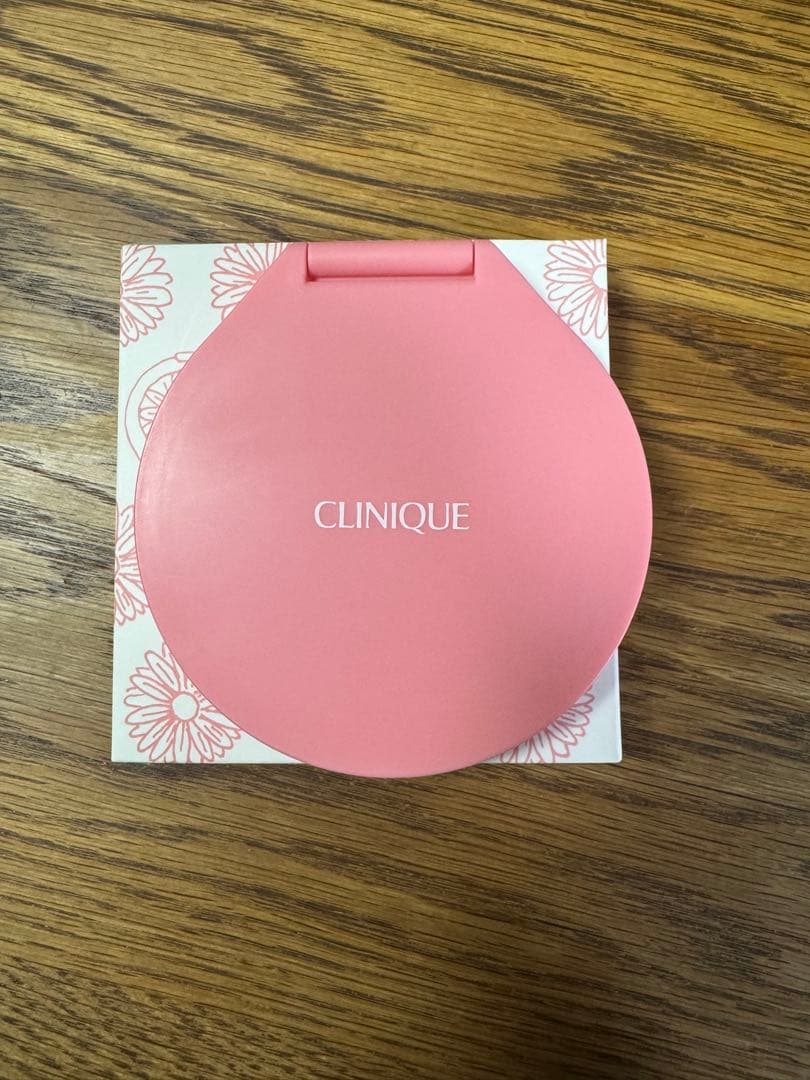 CLINIQUE フラワーモチーフ 手鏡 ミラー ピンク — image 3