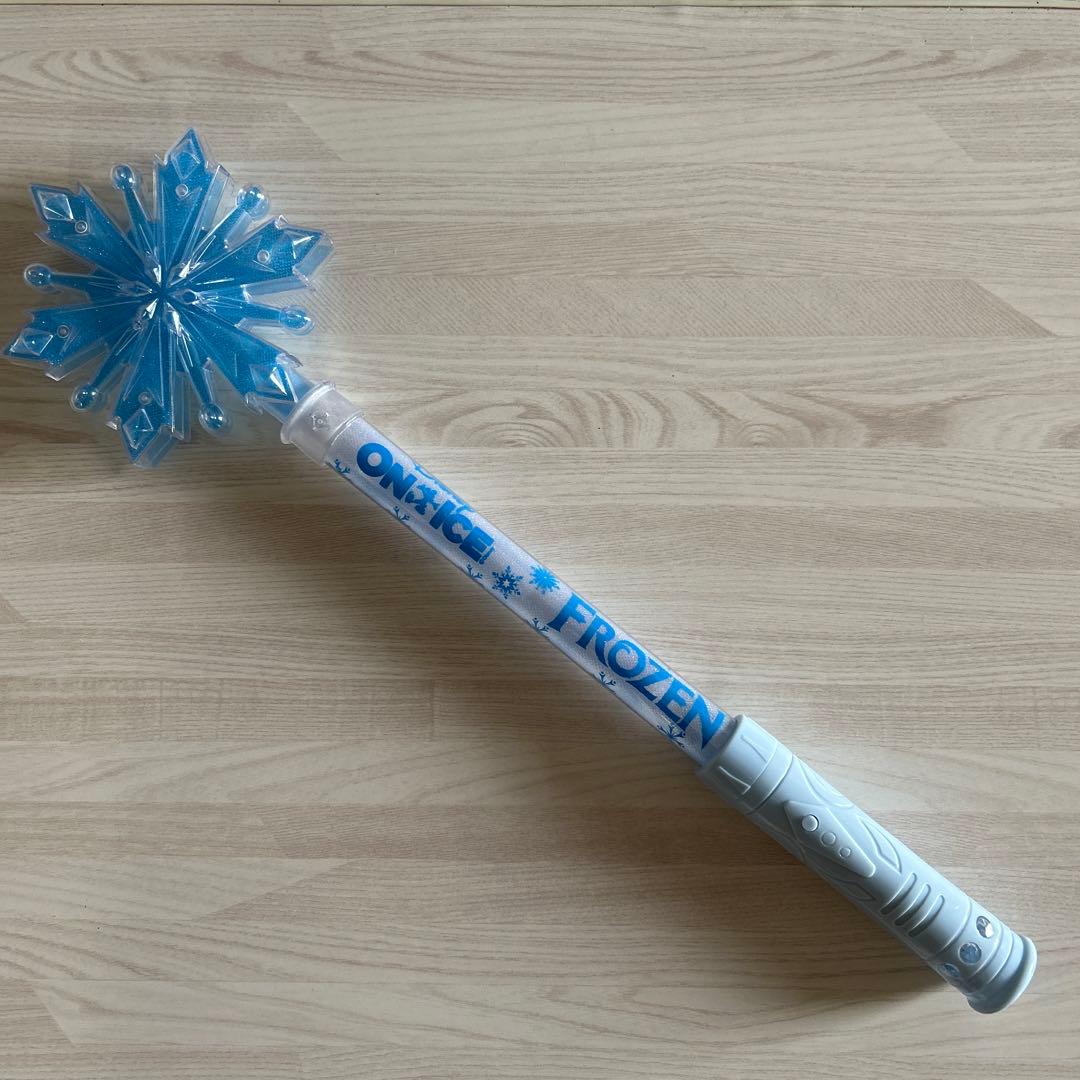 ★no.3104様へ★訳ありディズニーオンアイス　エルサ　Frozen 雪の結晶 — image 2