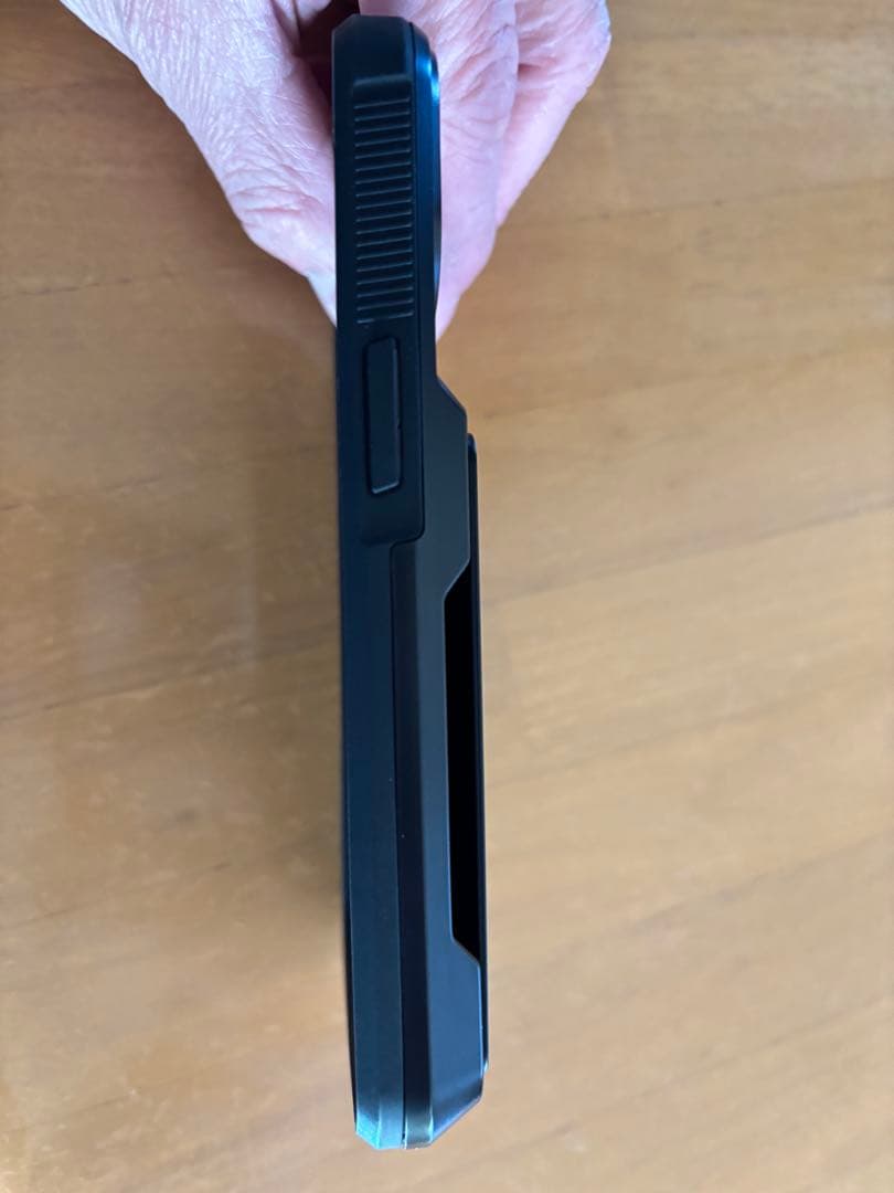 ブラック iPhone15ケース カードスロット付き — image 3