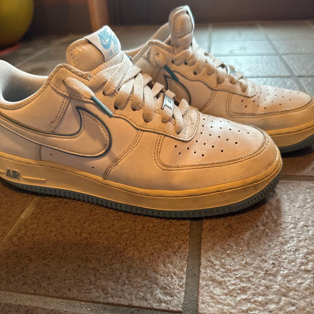 Nike Air Force 1 ローカット ホワイト — image 2