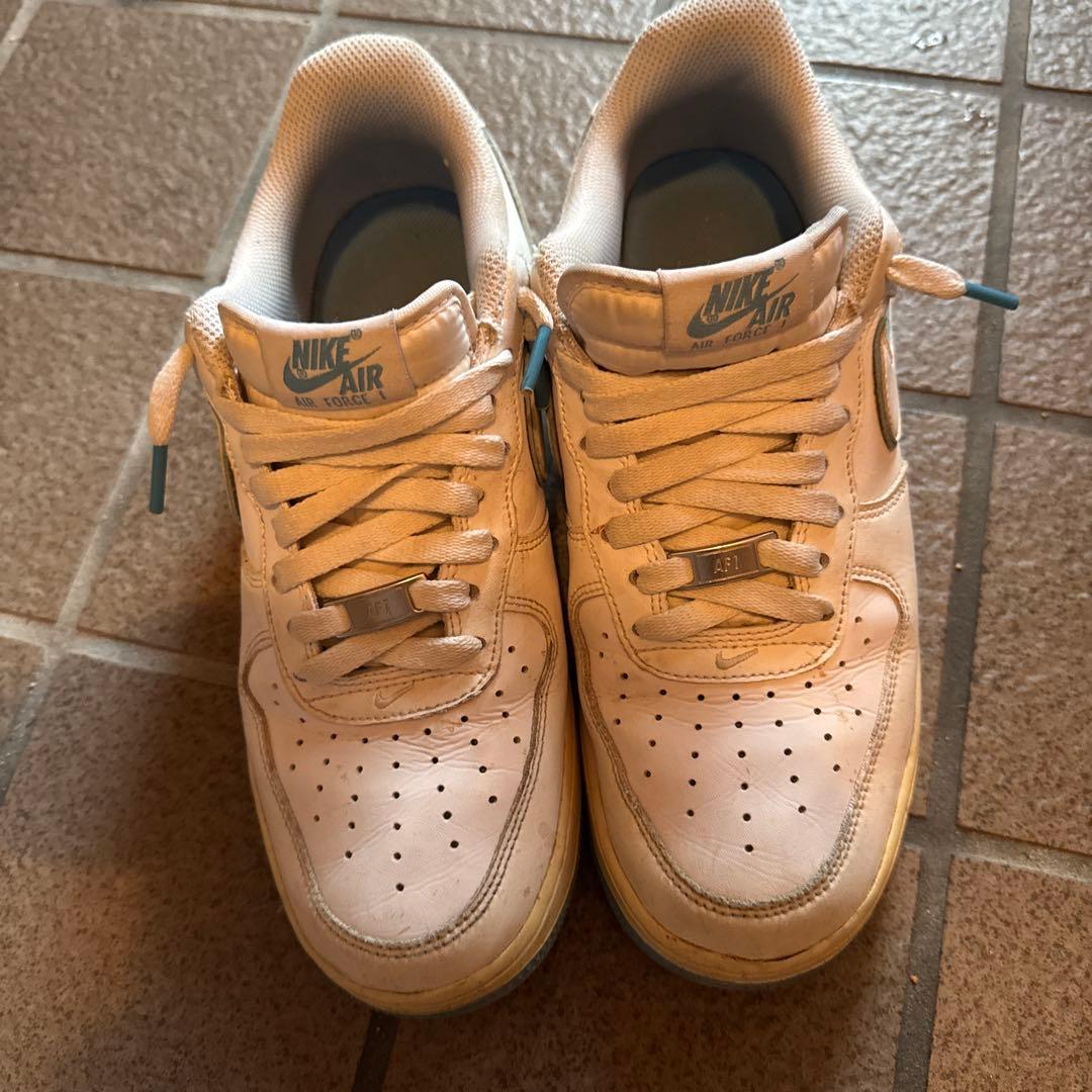 Nike Air Force 1 ローカット ホワイト — image 3
