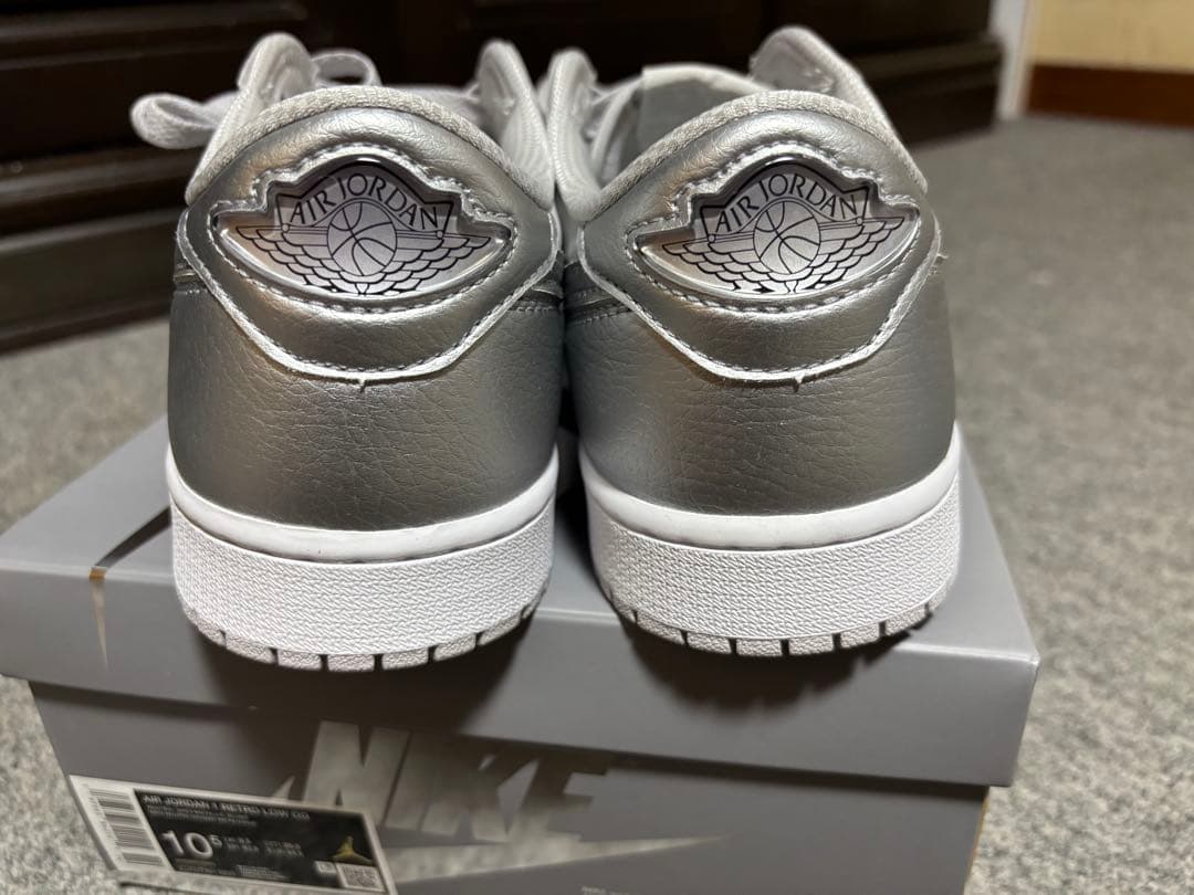 Nike Air Jordan 1 Retro Low OG "Silver" — image 3