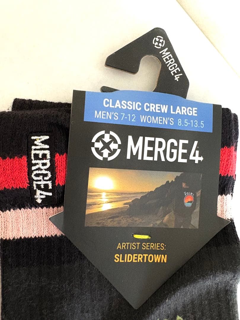 日本未入荷 MERGE4 POINT マージフォー ユニセックス　ソックス — image 3