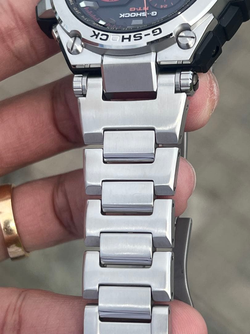 G-SHOCK MT-G シルバー/ブラック/レッド — image 4