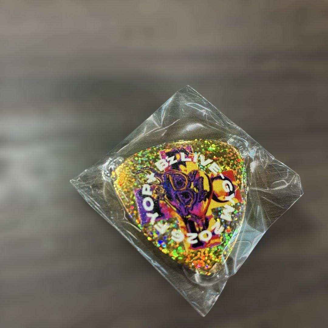 B'z fyop+ LIVE-GYM 2026 ピックバッジ金　会場限定ガチャ — image 4