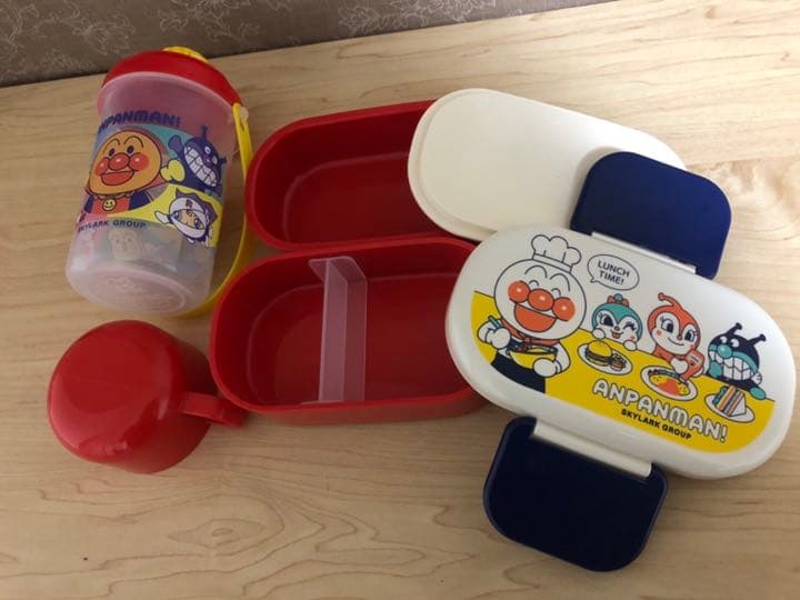 アンパンマンお弁当箱　水筒2点セット — image 2