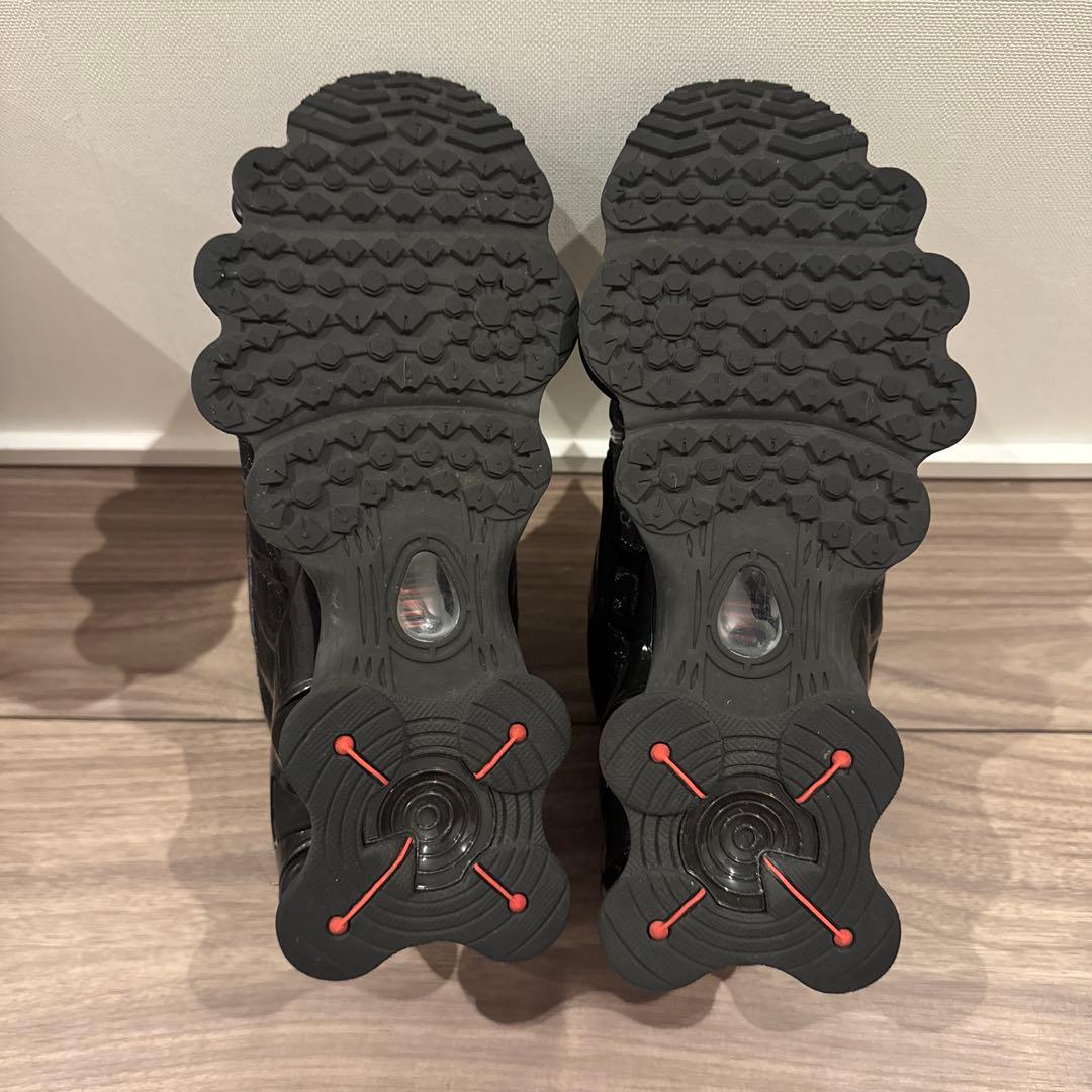 【美品】NIKE SHOX ブラック スニーカー 27cm — image 2