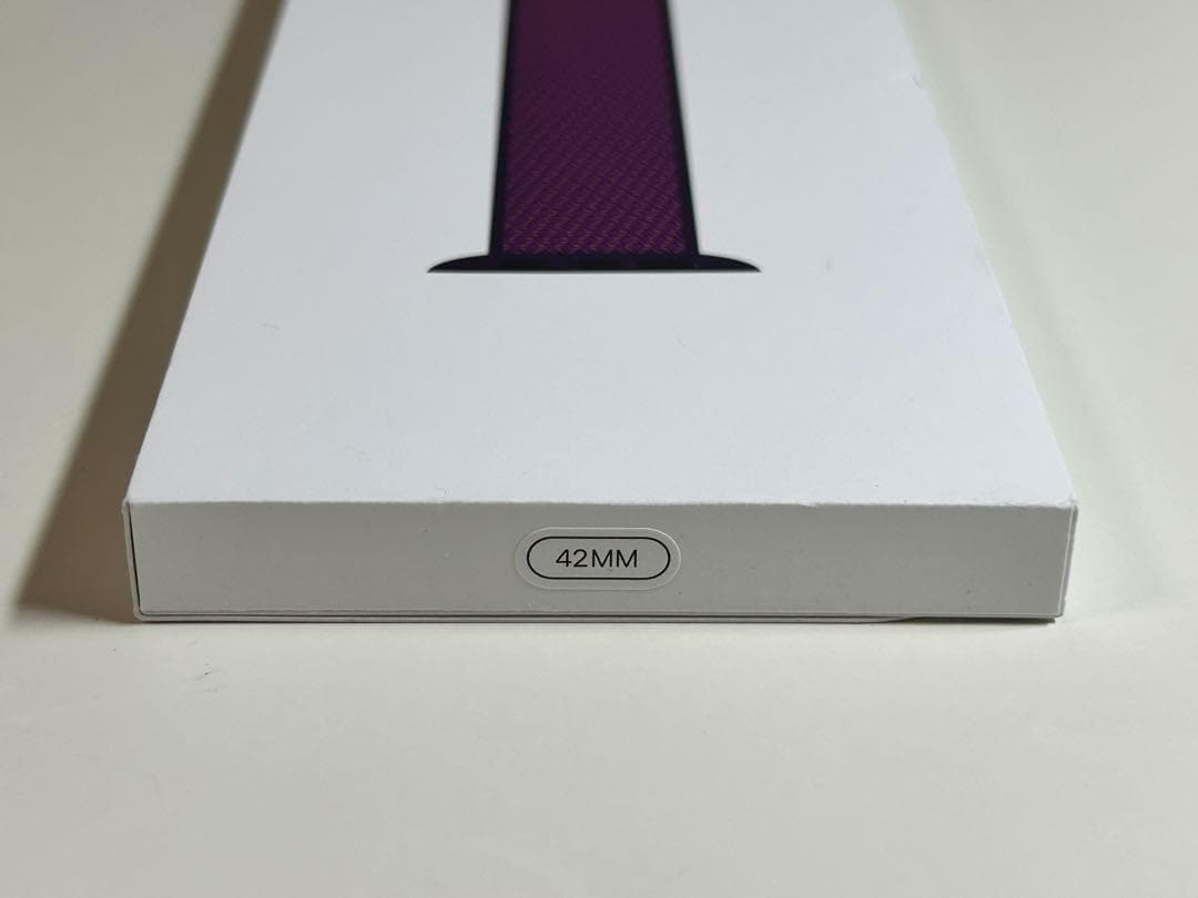 【新品・箱なし】純正 アップルウォッチ 42mm スポーツループ・プラム③ — image 2