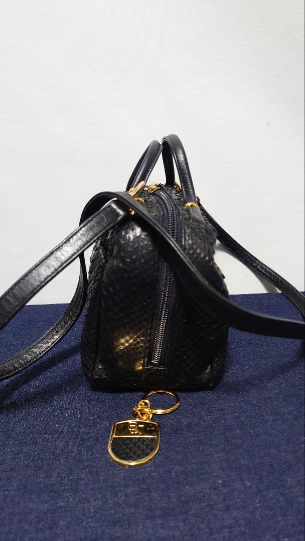 極美品✨BLNOBLE JRA パイソンレザー 2WAY ショルダーハンドバッグ — image 4