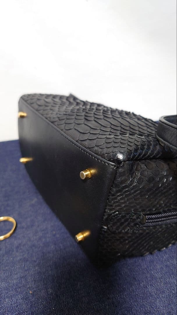 極美品✨BLNOBLE JRA パイソンレザー 2WAY ショルダーハンドバッグ — image 5