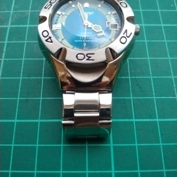 ジャンク品　CITIZEN OXY 腕時計 本体 ブルー文字盤 — image 4