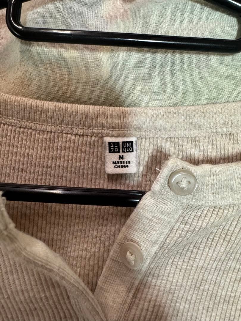 UNIQLO リブヘンリーネック 長袖カットソー ベージュ M — image 3