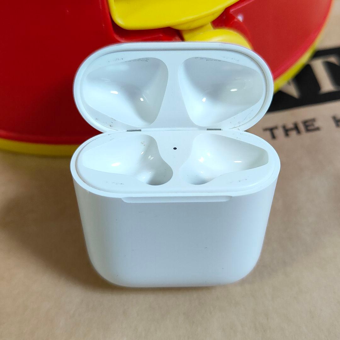 Apple AirPods 2世代 充電ケースのみ 634 — image 3