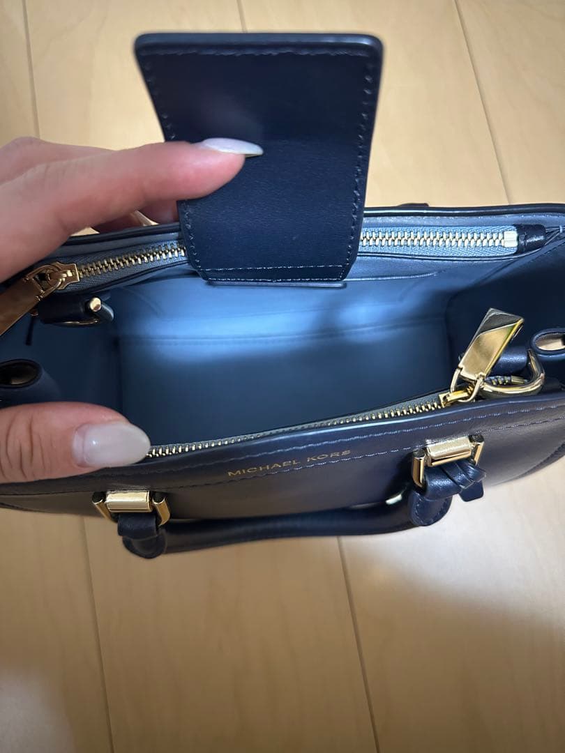 MICHAEL KORS マイケルコース　ショルダーバッグ　ネイビー — image 5