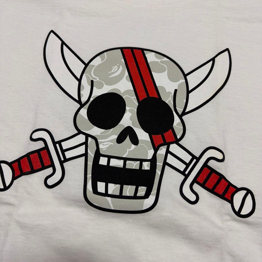 青山限定　A BATHING APE ONE PIECE 赤髪　tシャツ M — image 2