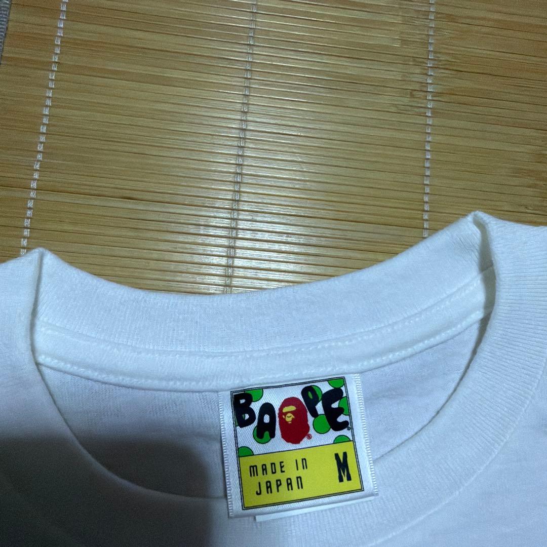 青山限定　A BATHING APE ONE PIECE 赤髪　tシャツ M — image 4