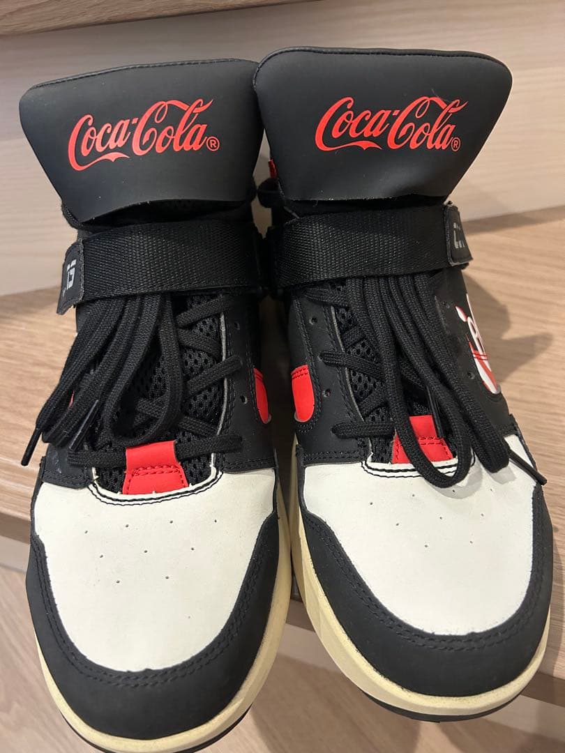 Converse x Coca-Cola コラボ スニーカー — image 4
