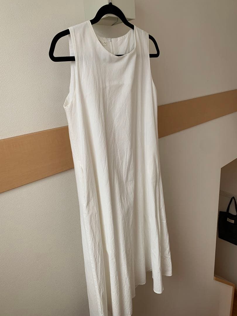 白ノースリーブワンピース — image 5