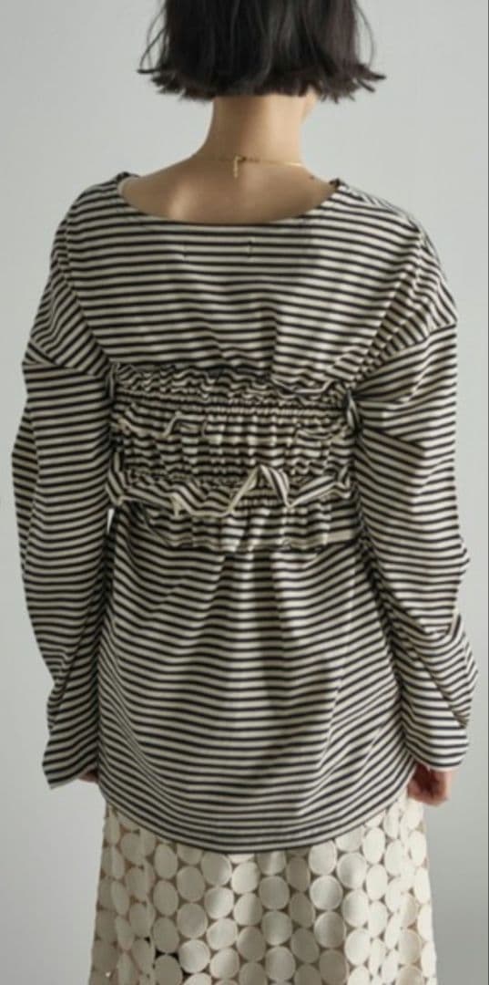 THE YON フリルビスチェセットルーズフィットロンT — image 3