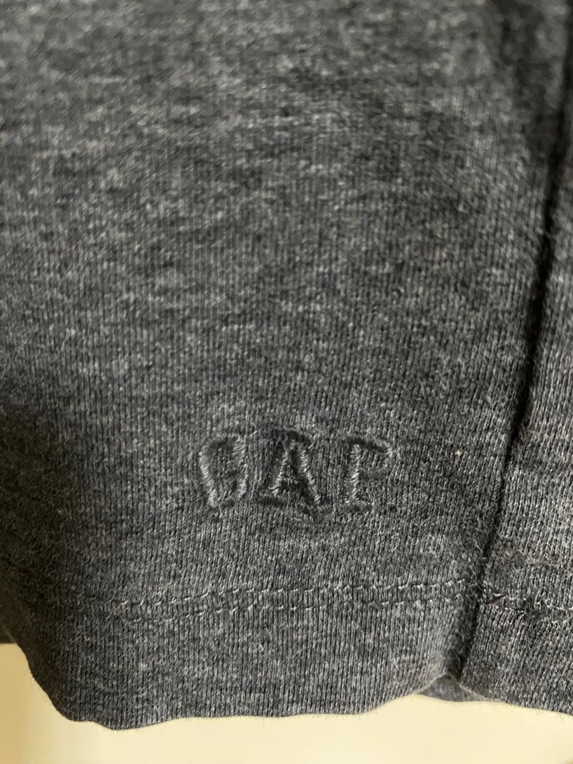 Gap グレー Vネック 長袖Tシャツ M — image 3