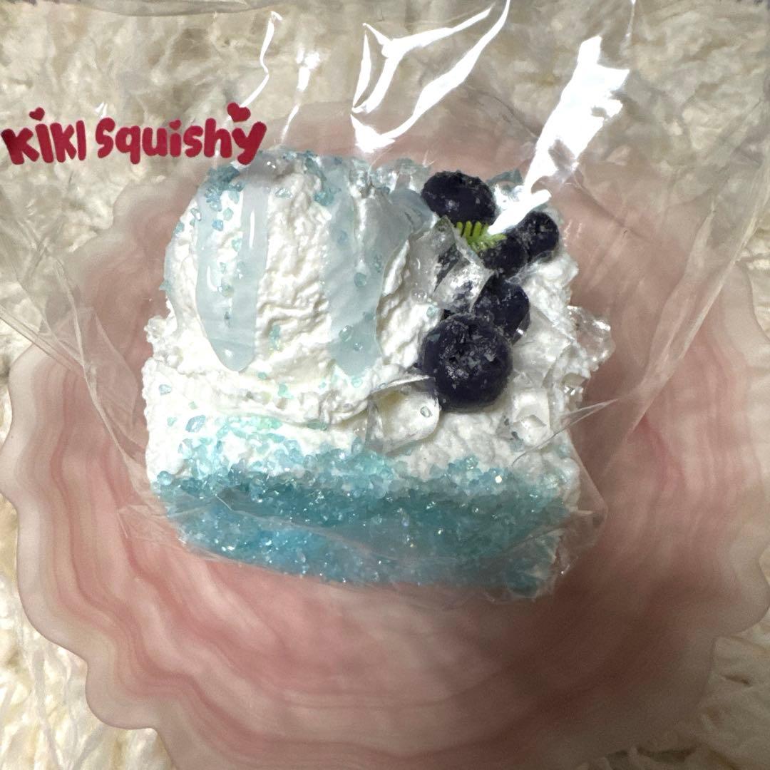 kikisquishy スクイーズ シャリシャリトーストXL ブルーベリー 水色 — image 2
