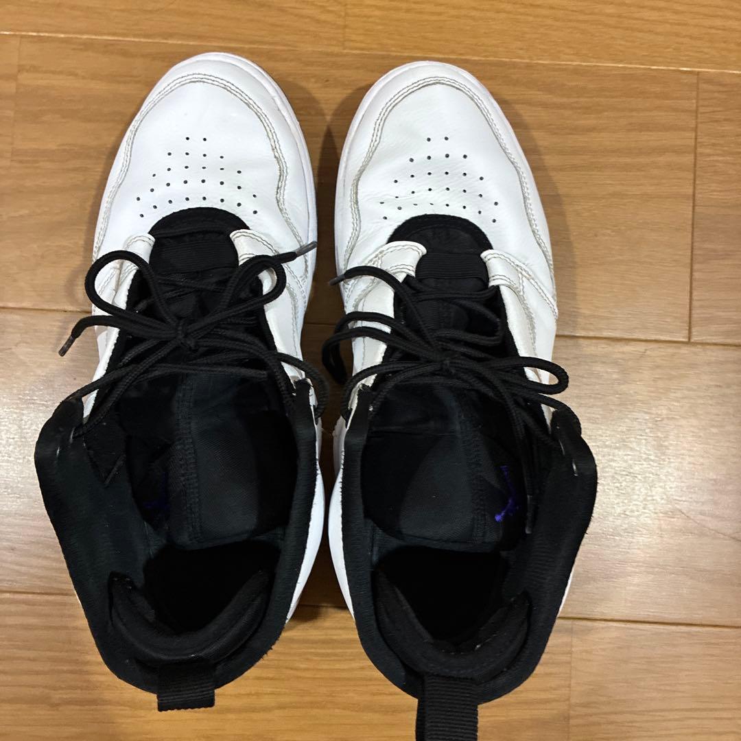 Jordan スニーカー ホワイト ブラック — image 2