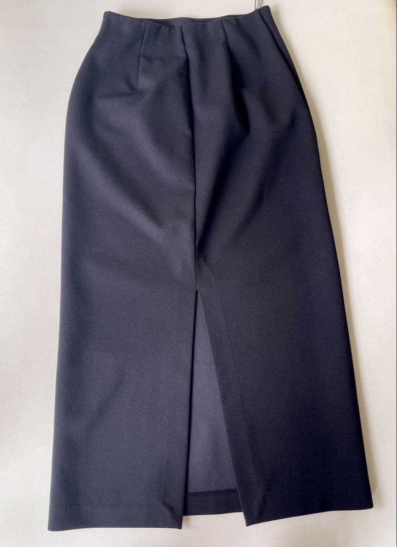 【UNIQLO :C 】クレープジャージーナロースカート XSサイズ — image 3