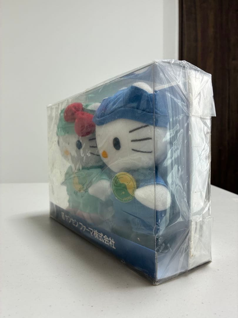 ハローキティ ダニエル手術着ぬいぐるみ ヤンセンファーマ 。レア⁉️かわいい❤️ — image 5