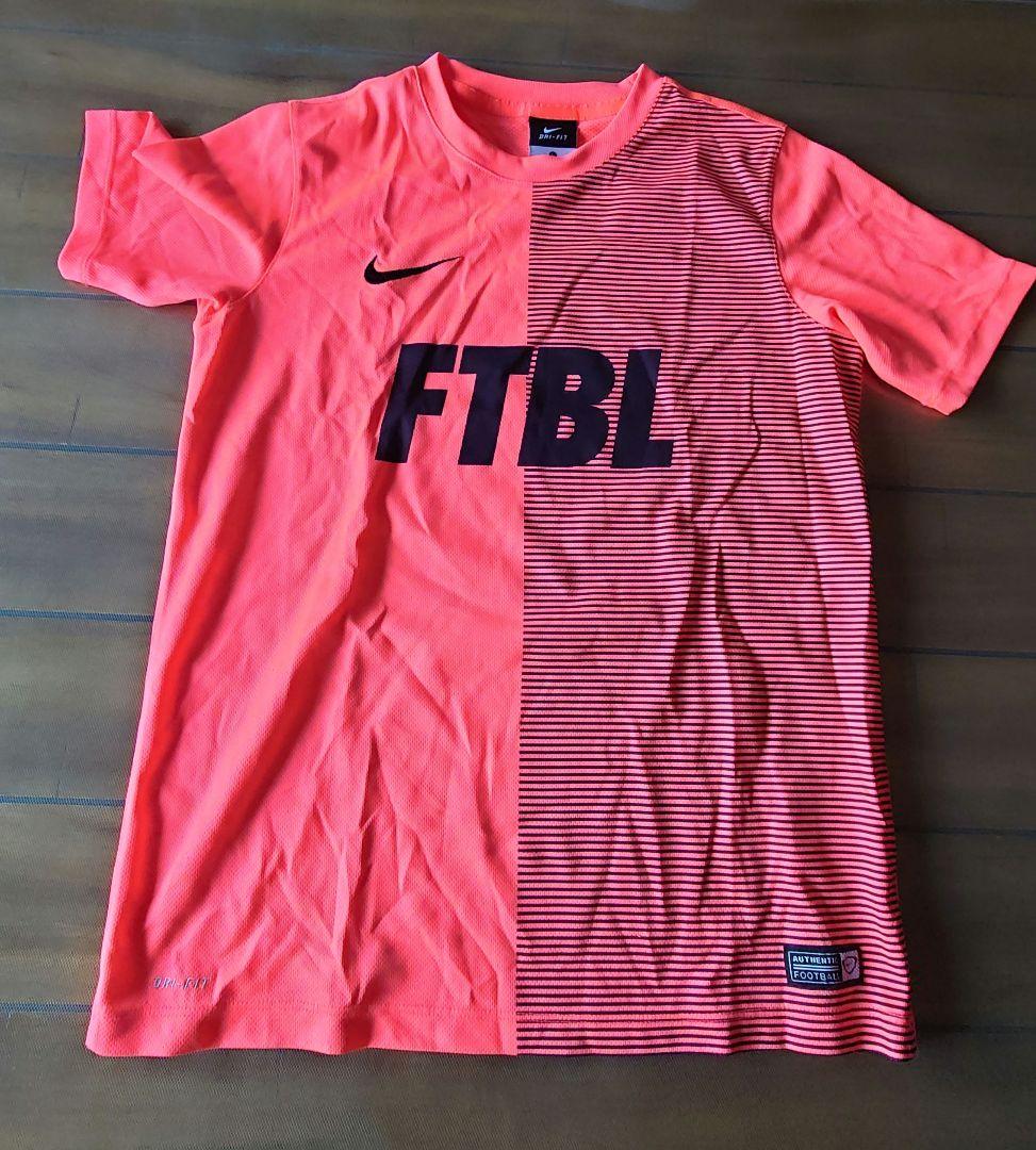 ※最終価格※ Nike DRI-FIT L Tシャツ ショートパンツ 2点 — image 2