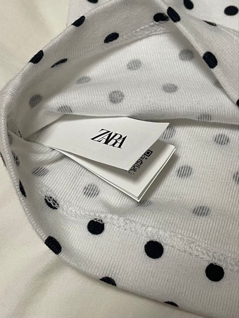ZARA ドット柄 半袖Tシャツ ホワイト Sサイズ — image 4