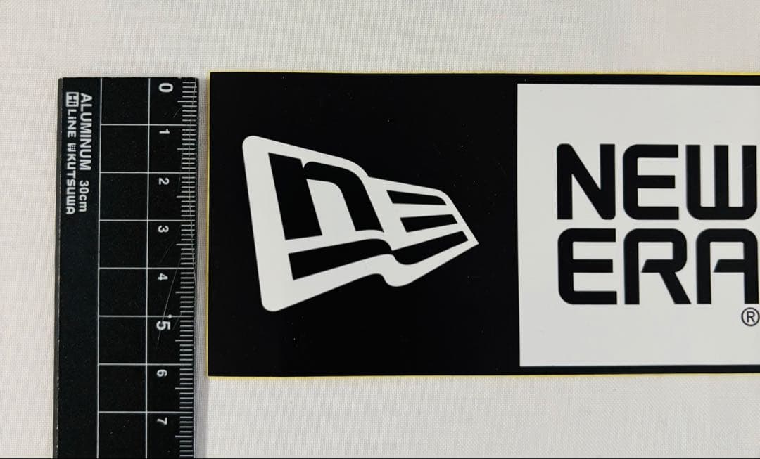 【希少】NEW ERA Die-cut Box Logoステッカー — image 3