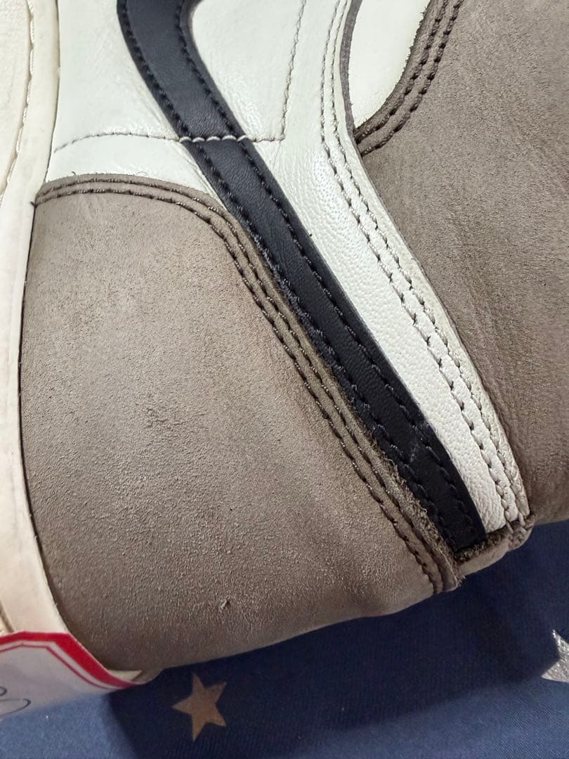 Nike AirJordan 1 Retro High OG555088-105 — image 4
