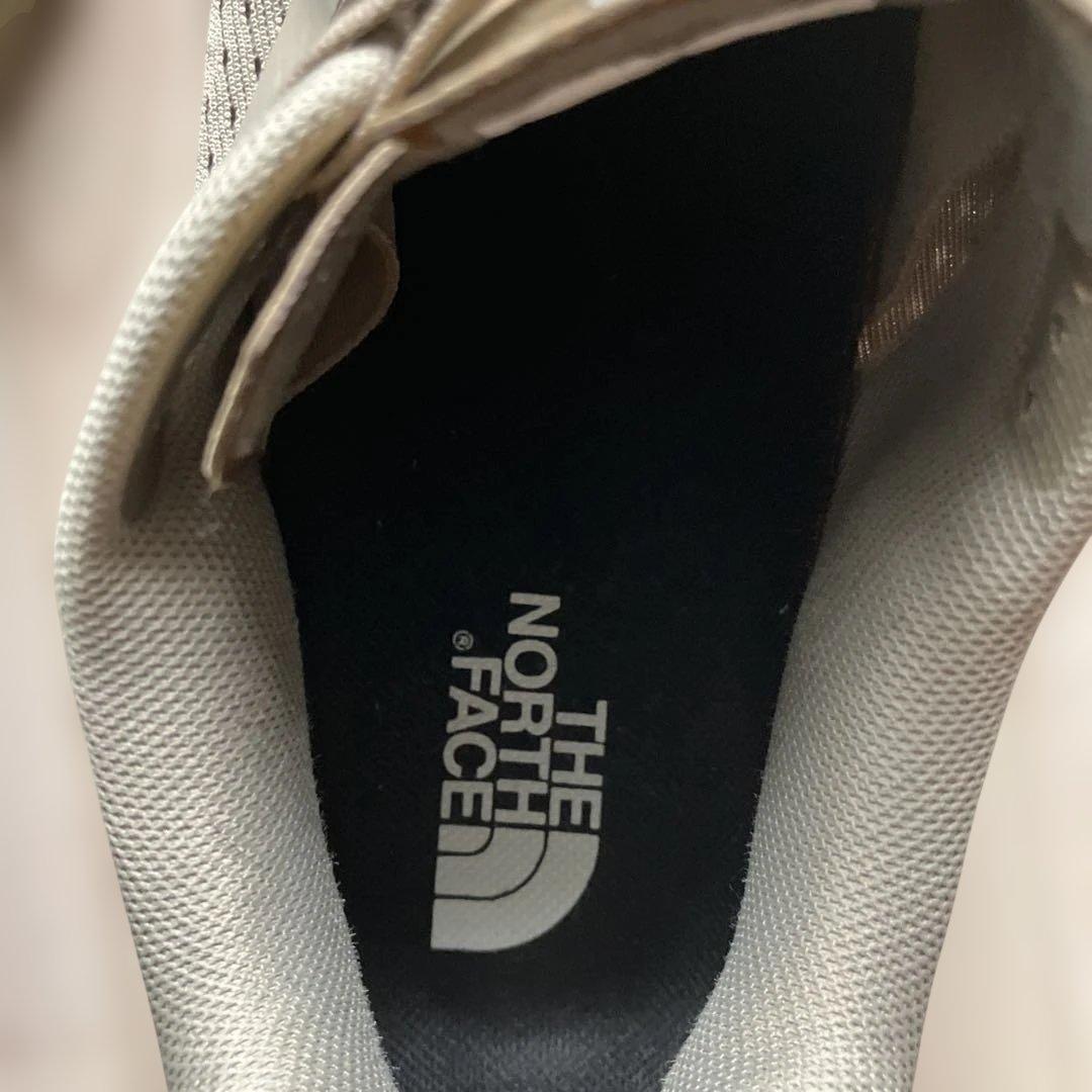THE NORTH FACE ランニングシューズ ベージュ — image 5