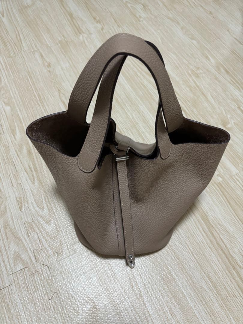 ベージュ レザー トートバッグ ハンドバッグ — image 3