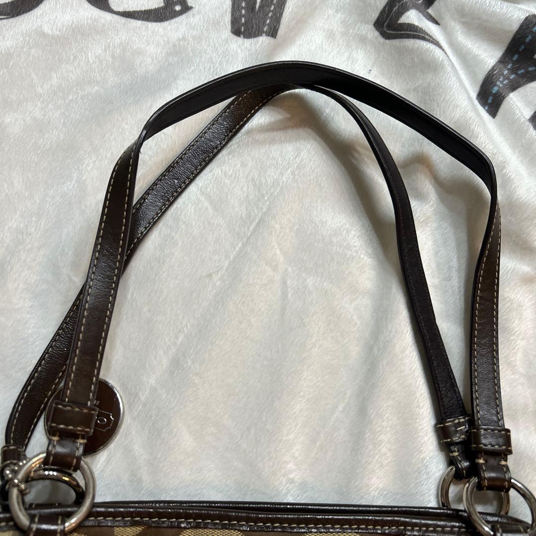 COACH シグネチャー ハンドバッグ ターンロック — image 4