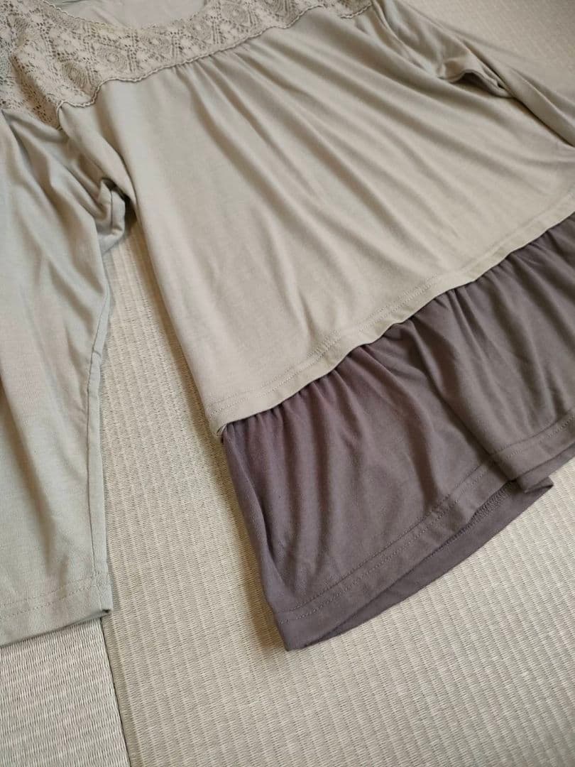 ベージュ 長袖チュニックカットソー　レース — image 4