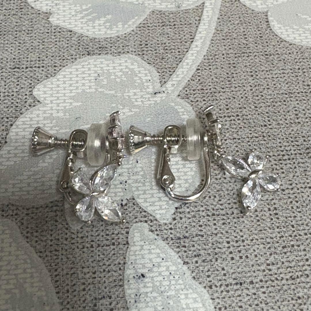 【未使用】バタフライモチーフ イヤリング — image 2