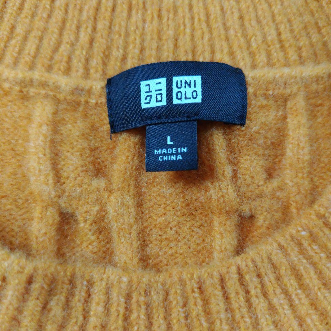 UNIQLO　ケーブルニット　MENS　L　ラウンドネック　濃いマスタードカラー — image 2