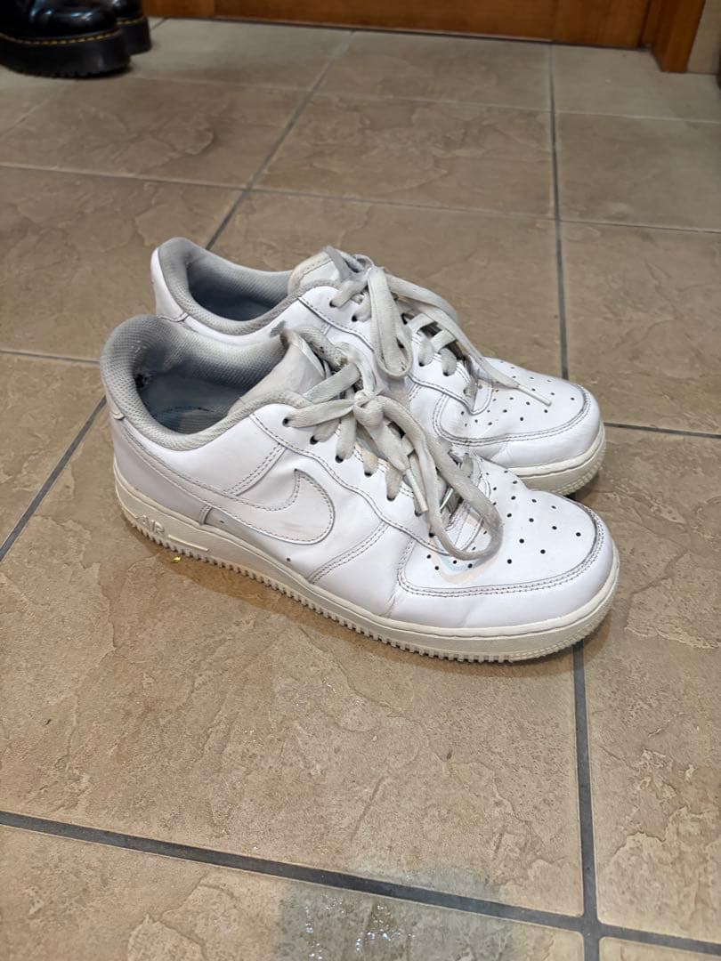 NIKE Air Force 1 Low ホワイト スニーカー — image 2
